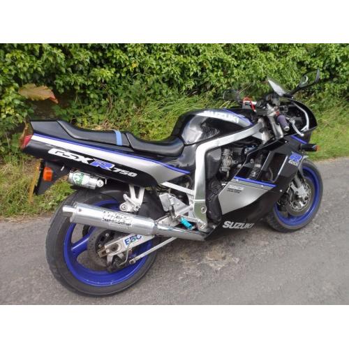 1991 suzuki gsxr 7/11 m last of the oil cooled models!