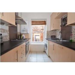 Double room to rent in Redland 3 bed flat
