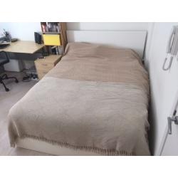Bright double bedroom, Leicester Square