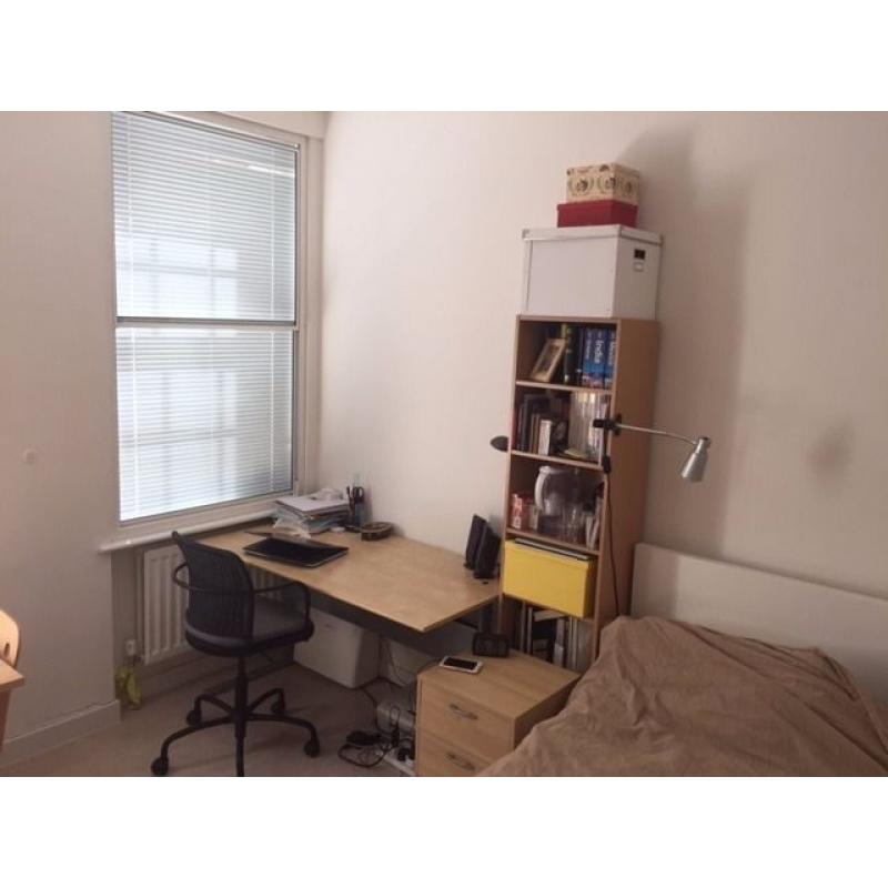 Bright double bedroom, Leicester Square