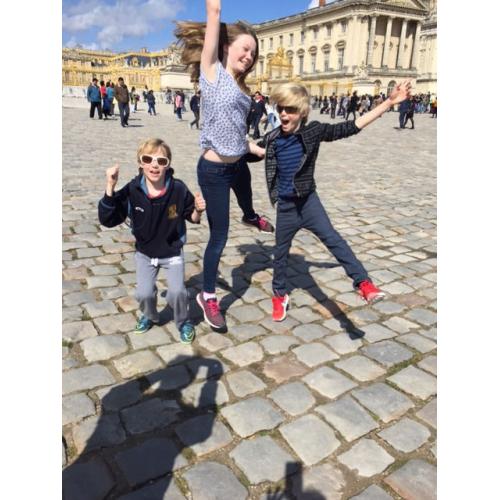 PART TIME LIVE OUT NANNY Tooting/Balham, 3 children, 4 days pw, driver, fluent English, a.m and p.m