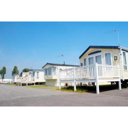 Luxury Lodge Nr Clacton-on-Sea Essex 2 Bedrooms 6 Berth Willerby Cadence 2016