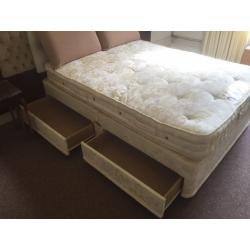 Double bed with mattress and 4 drawers and headboard. Can deliver.
