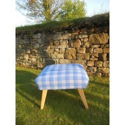 Natural oak foot stool