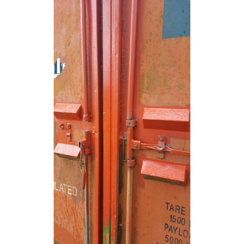 Container