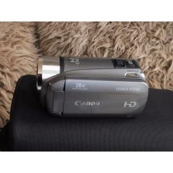 Canon LEGRIA HF R206 High Definition Camcorder