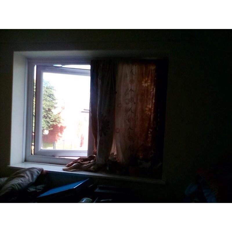 Double room in sharing house to let