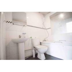 Double room to rent in house in North Finchley