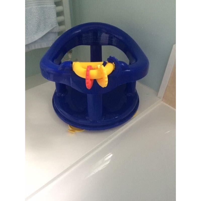 Toddler bath seat