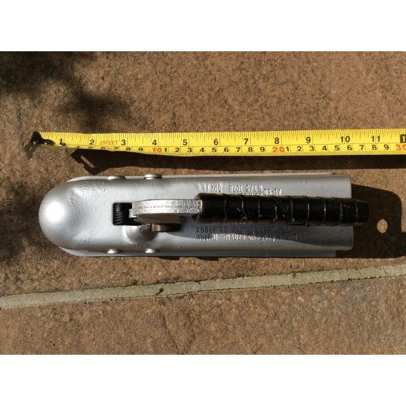TRAILER HITCH COUPLING 50mm PRESSED STEEL WITH 2 SECURING NUTS & BOLTS.