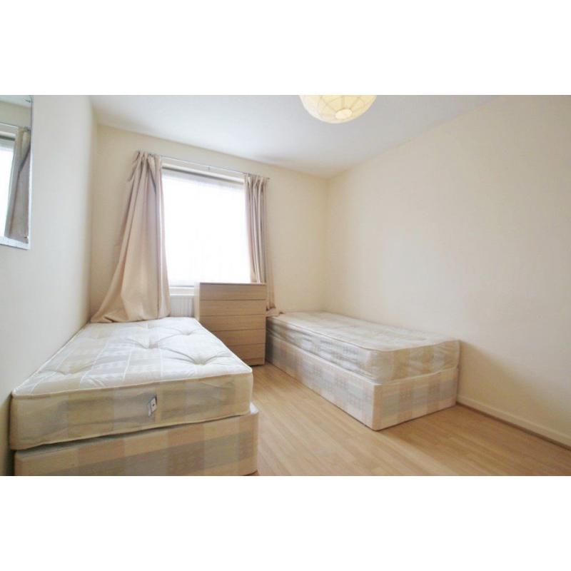 N. VERY CLOSE TO UCL!!! DOUBLE ROOMS - EUSTON - KINGS CROSS - OK COUPLE - ALL INC
