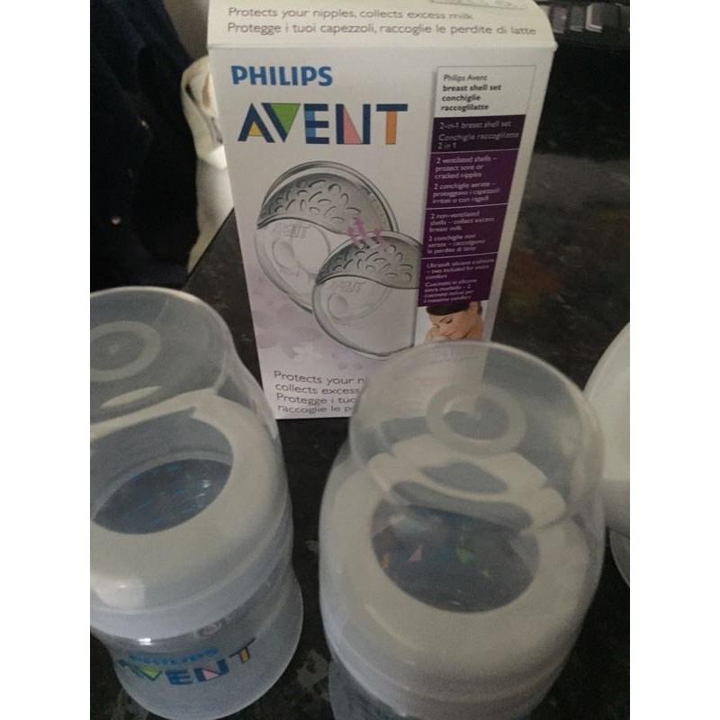 2 x avent manual breast pumps & accessories