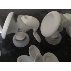 2 x avent manual breast pumps & accessories
