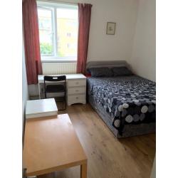 ??Super room in PUTNEY zone 2. Bills inc ??