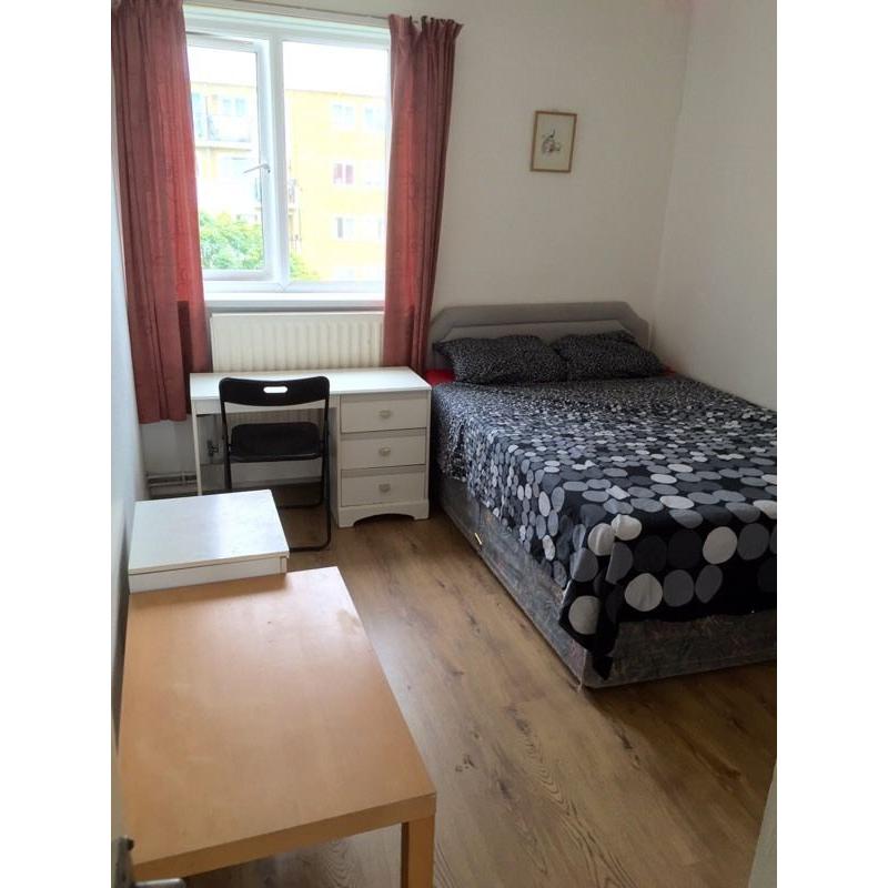 ??Super room in PUTNEY zone 2. Bills inc ??