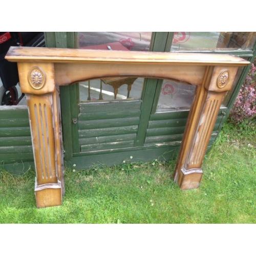 Fire place surround