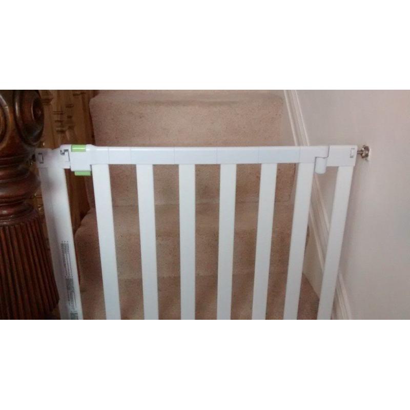 Stair gate from Mothercare for wider stairs