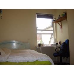 DOUBLE BEDROOM IN BEAUTIFUL VICTORIAN HOUSE-ALL BILLS INCLUSIVE