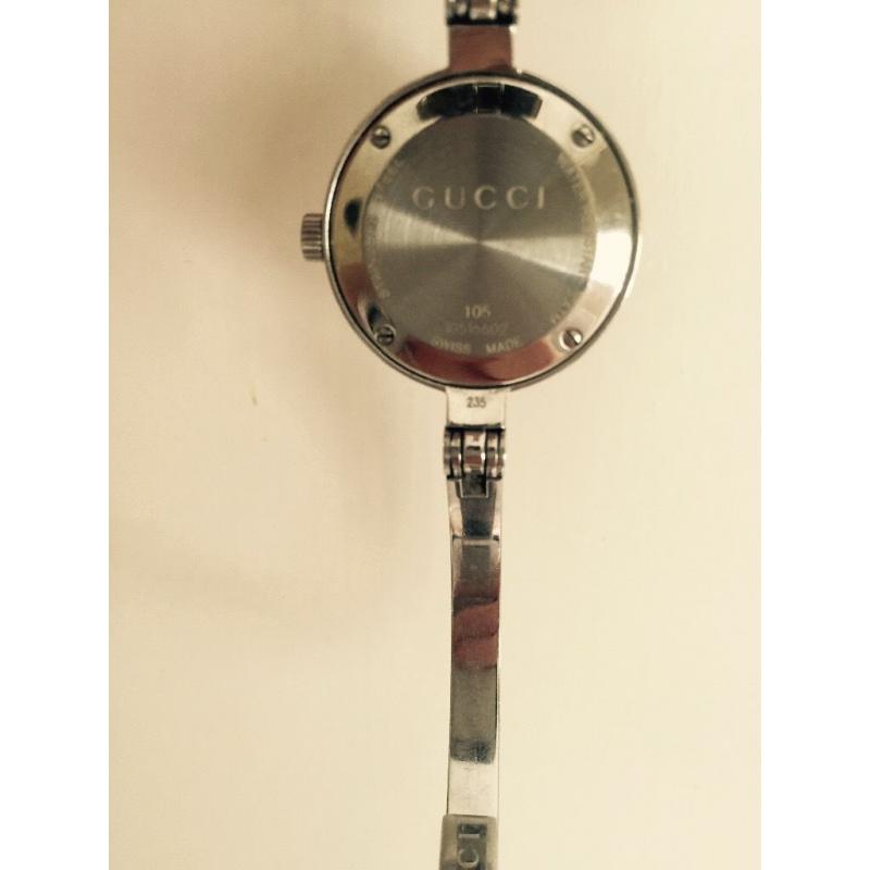Ladies genuine Gucci watch with diamond