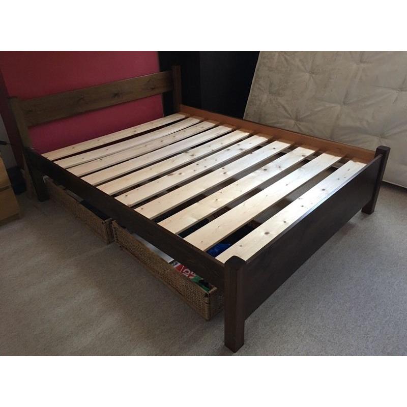 King size bed frame / solid wood (Warren Evans)