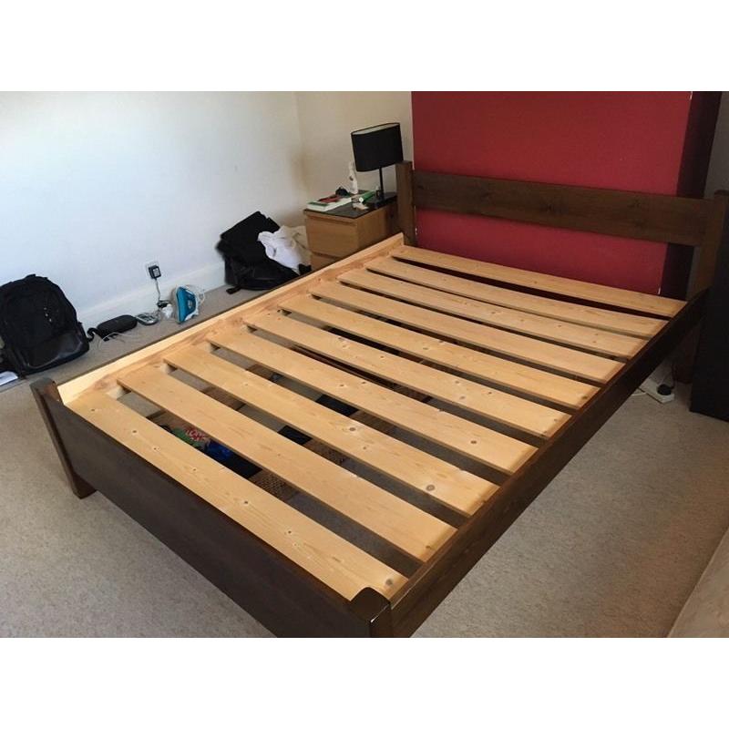 King size bed frame / solid wood (Warren Evans)