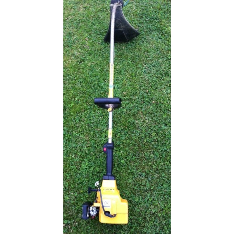 MCCULLOCH TM210 PETROL STRIMMER