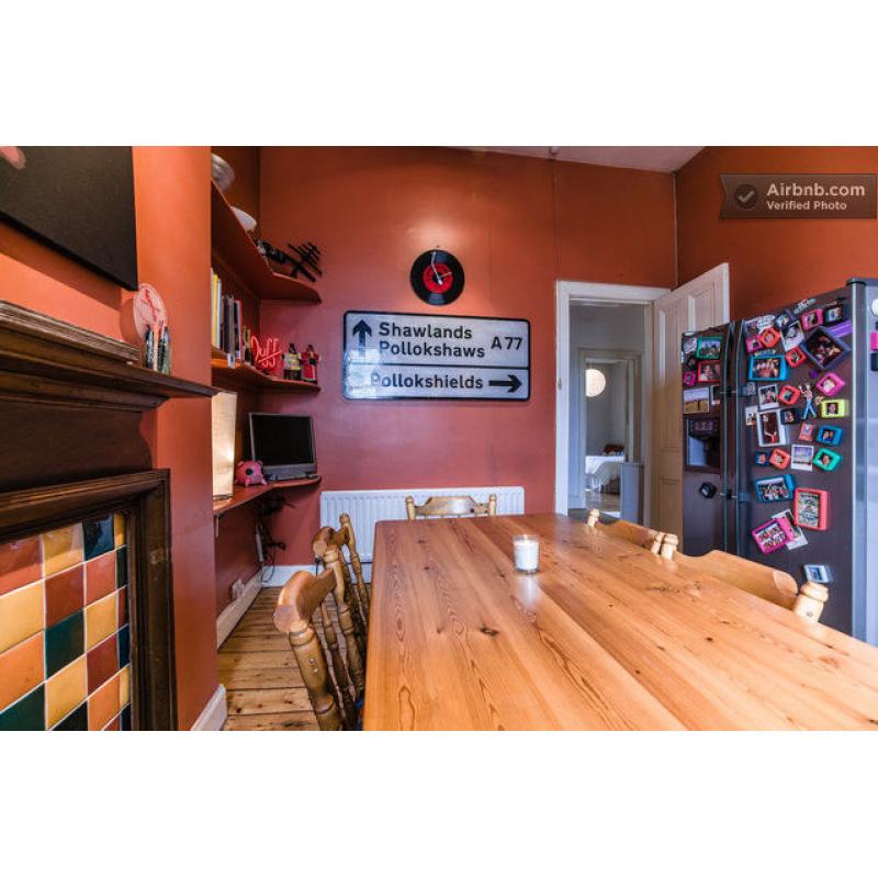 Huge Master Bedroom with King Size bed & en suite in amazing fully furnished (&freshly painted) flat