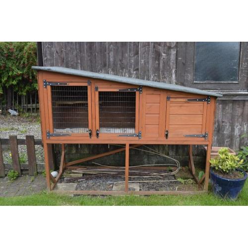 Large delux custom made rabbit hutch