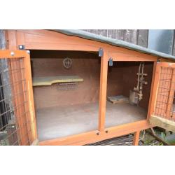 Large delux custom made rabbit hutch