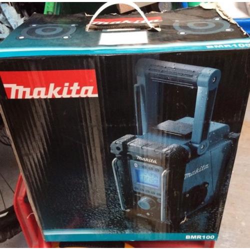 New makita radio