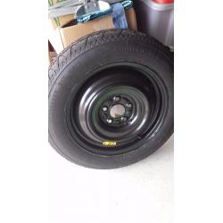 Nissan spare wheel and jack to fit nissan juke new never used 80 pounds or nearist offer 01709888575