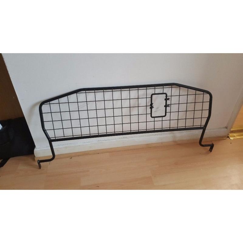 Nissan Qashqui dog guard