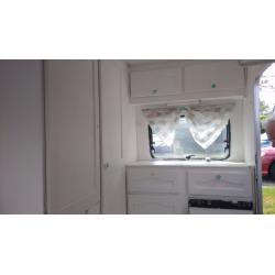 Vintage Retro Caravan - Renovation Project - Garden Room