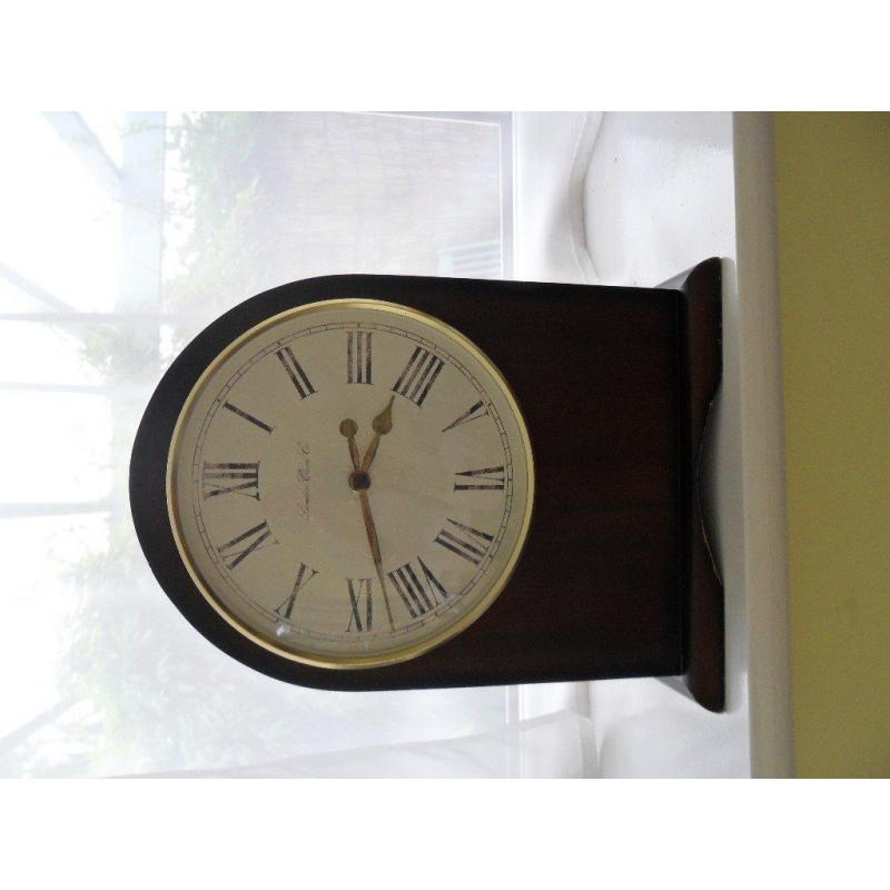 Cream Clock