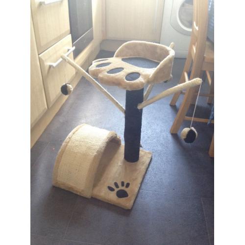 Cat scratching post