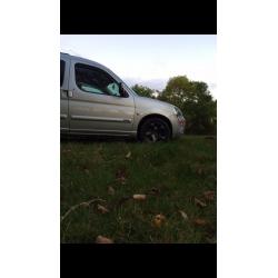 Citroen berlingo 2.0hdi mpv/micro camper