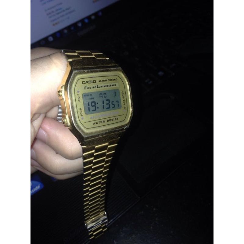 GOLD CASIO WATCH