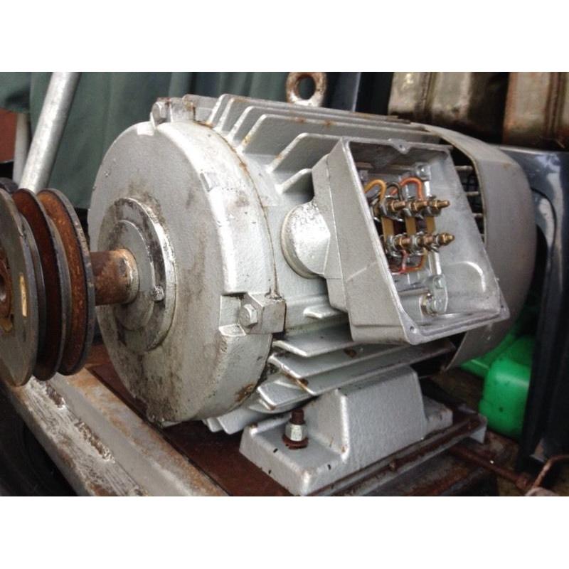 Electric Dynamo