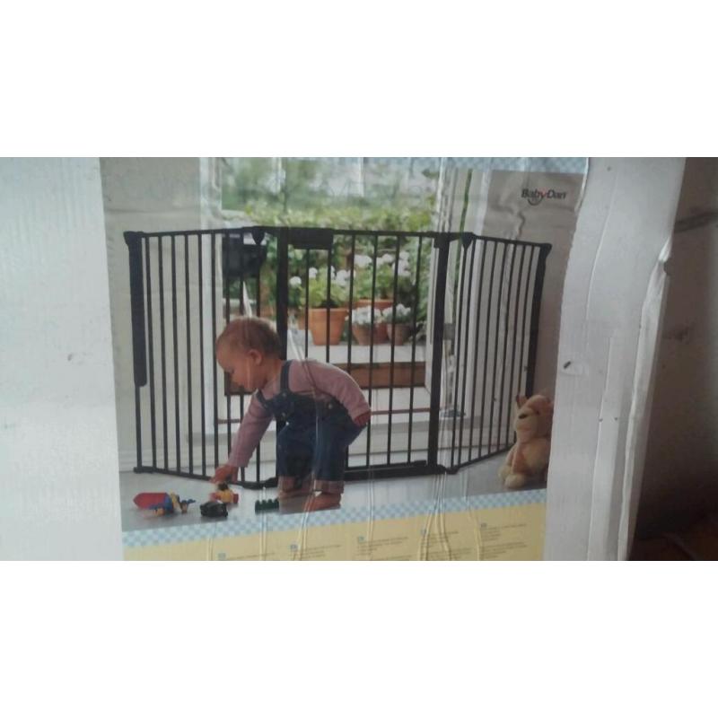 Child safety gate room divider