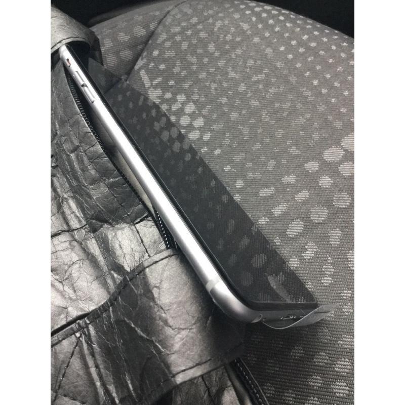 Brand new unused iPhone 6 Plus 16gb ee locked