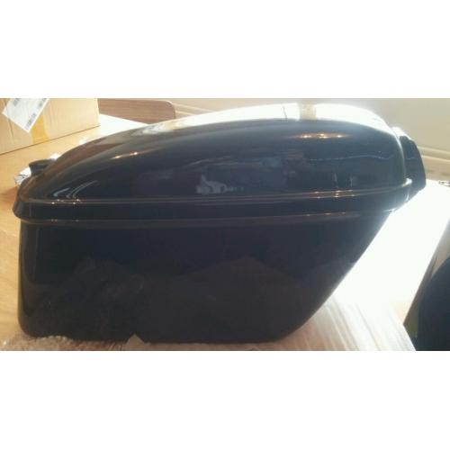 Hard plastic saddle bags panniers