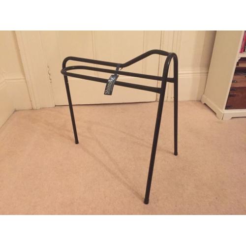 Shires small horse saddle rack