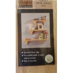 Pack of three solid pine shelves (60x20cm) (23x8in)