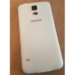 SAMSUNG GALAXY S5, WHITE, 16GB STORAGE, LOCKED TO O2 NETWORK, MINT CONDITION