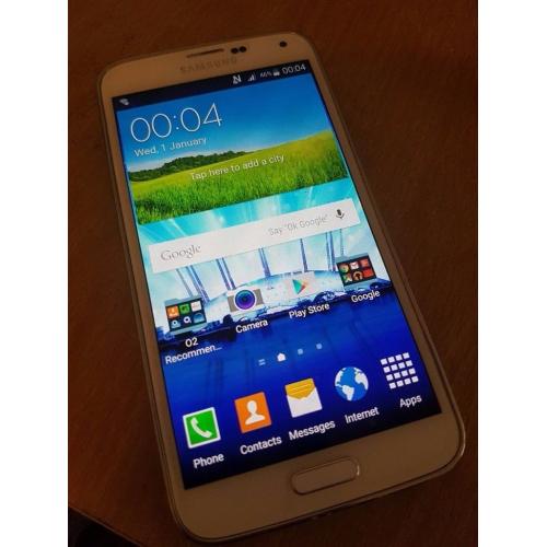 SAMSUNG GALAXY S5, WHITE, 16GB STORAGE, LOCKED TO O2 NETWORK, MINT CONDITION