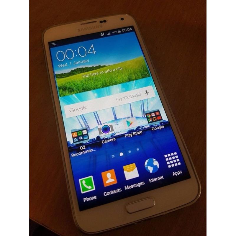 SAMSUNG GALAXY S5, WHITE, 16GB STORAGE, LOCKED TO O2 NETWORK, MINT CONDITION