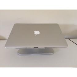 Ergonomic laptop stand
