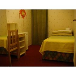Very nice and big Single room near Canada Water Station and Surrey Quays