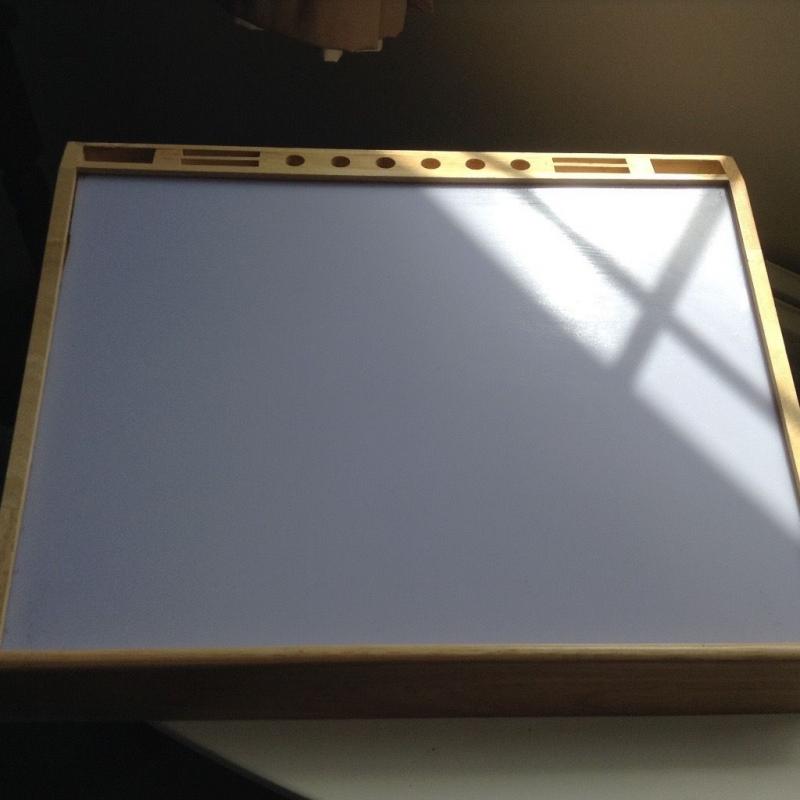 Tracing light box with 2 x Energy saving light bulbs
