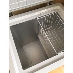 Swan chest freezer